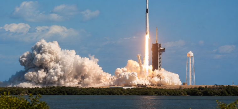 SpaceX, pale e picconi e l’illusione di indovinare il futuro