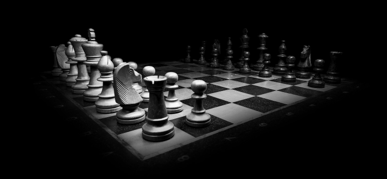 Sei un giocatore di scacchi o di poker?